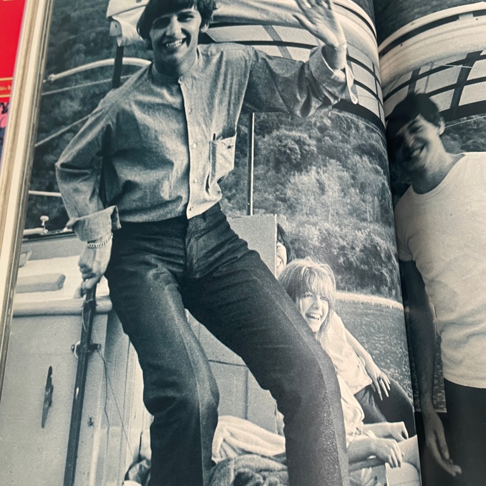 The Beatles. Hard Cover Portrait Book - Picture 5 of 6